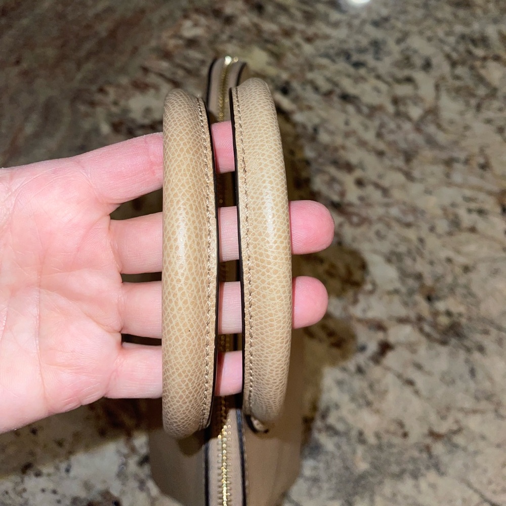 Michael Kors Cindy dome satchel - Picture 5 of 7